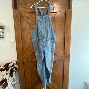 Maternity overalls